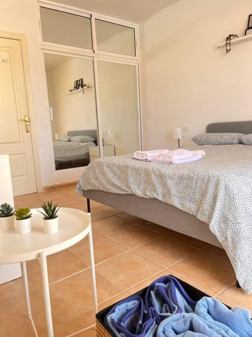 Acogedor Apartamento Con Vistas Al Mar Адехе Екстериор снимка
